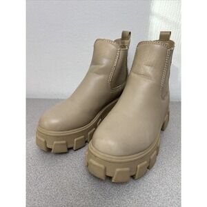 Circus by Sam Edelman Woman's Darielle Beige Ankle Boots, 2" Chunky Heel, Size 8